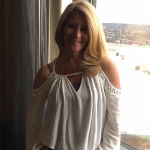 Meet your Posher, Cindy